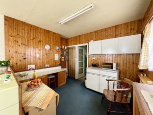 Photo 19- click for photo gallery